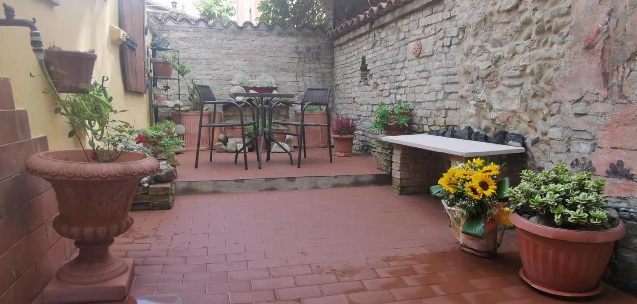 Parma City Centre With Patio Екстер'єр фото